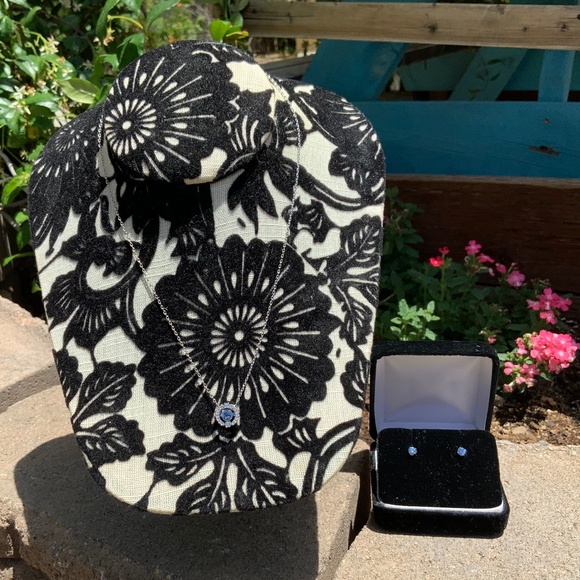 Swarovski Sparkling Dance Set Round, Blue, Rhodium Plated Earring & Necklace - Picture 2 of 5